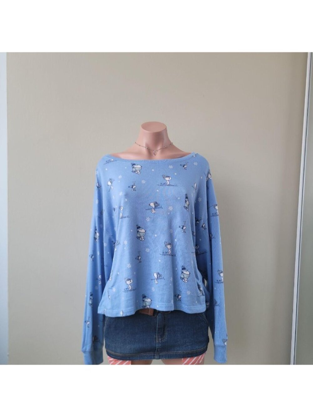 American Eagle Outfitters x Peanuts Snoopy Oversized Knit Sweater (L)